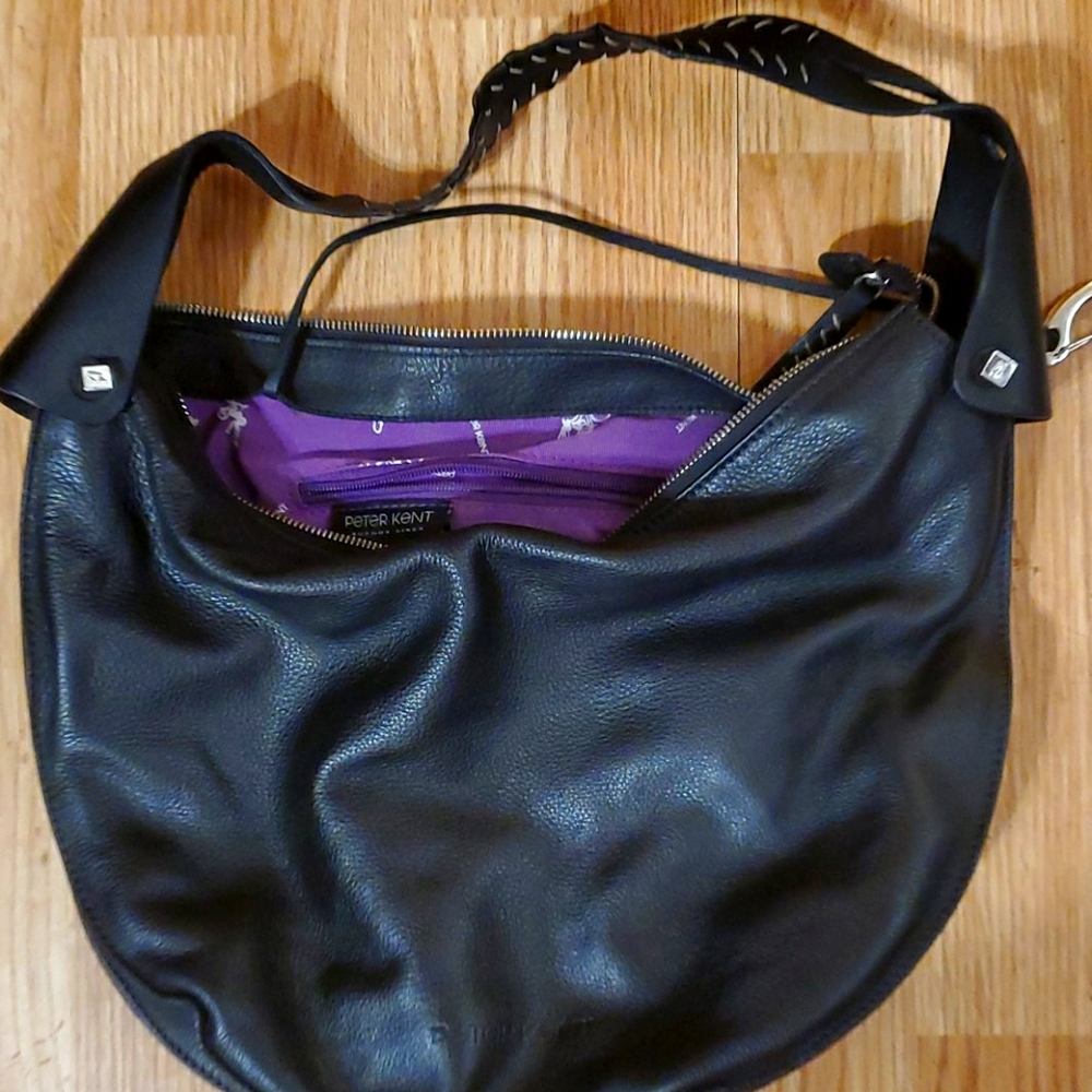 Peter Kent black purse